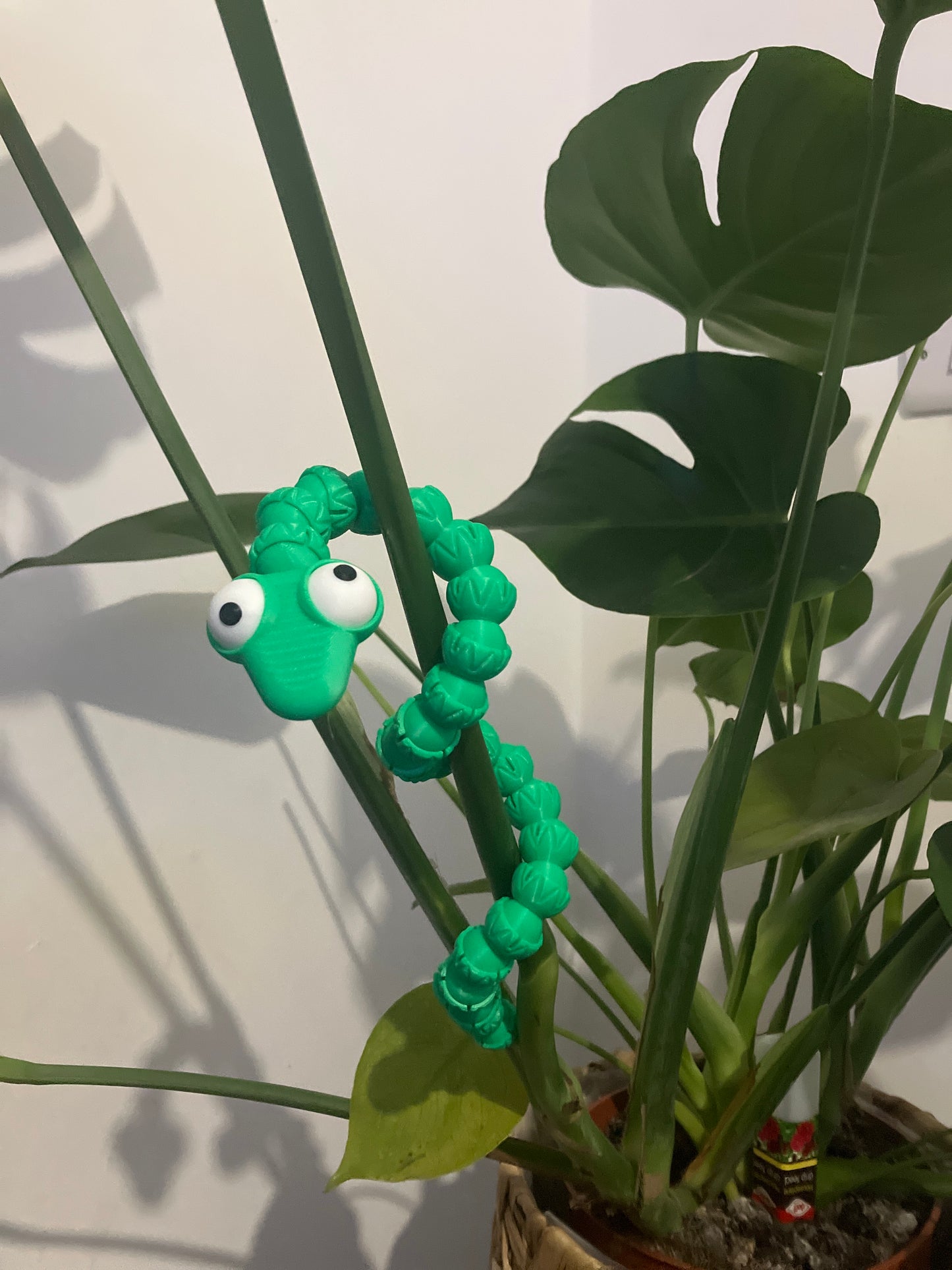 Poseable snakes